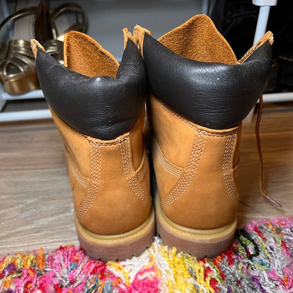 Timberland Boots - Picture 6 of 8